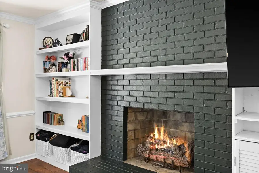 105 Chinaberry Dr, Fredericksburg, VA 22407 - Image #3