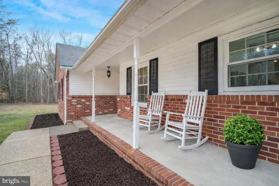 6113 Ridge Tree Rd, Fredericksburg, VA 22407 - #2