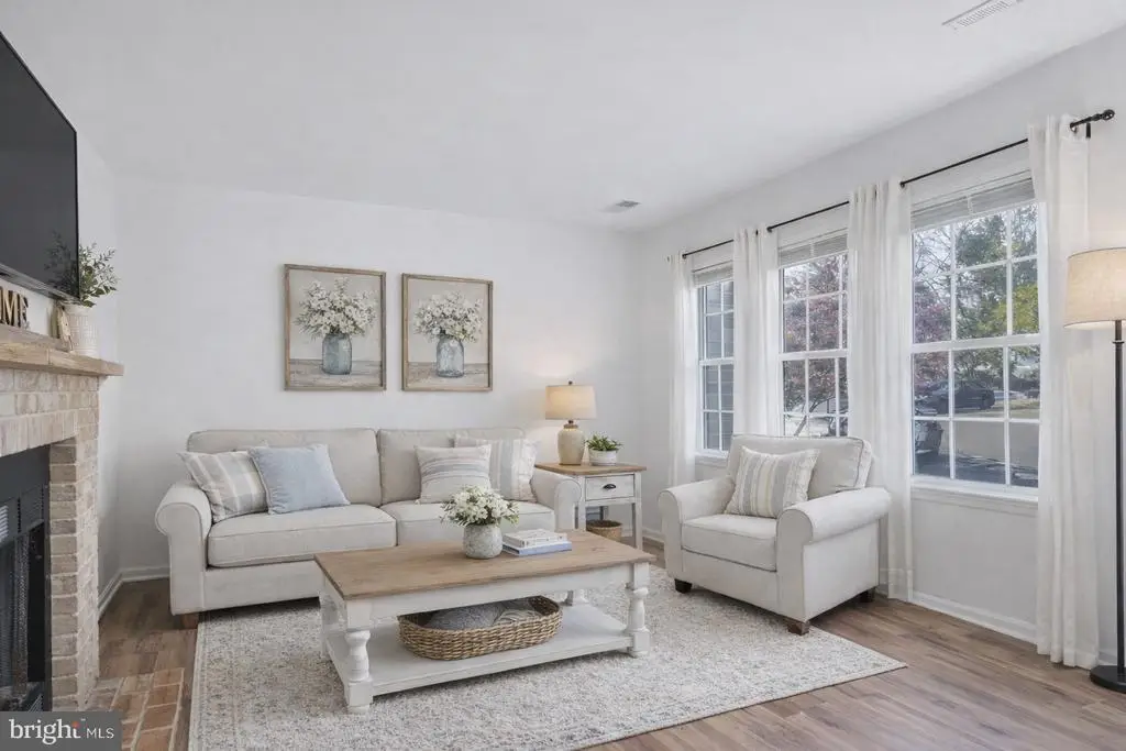 11205 Kensington Pl, Fredericksburg, VA 22407 - #1