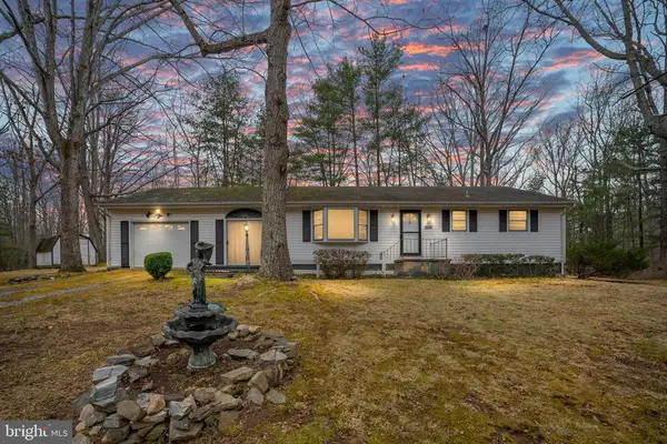 8710 Thornton Rolling Rd, Fredericksburg, VA 22408