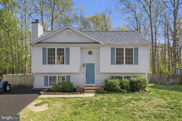 2616 Ruffin Dr, Fredericksburg, VA 22408