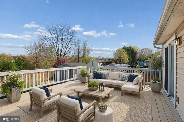 6904 Ridge Way Dr, Fredericksburg, VA 22407