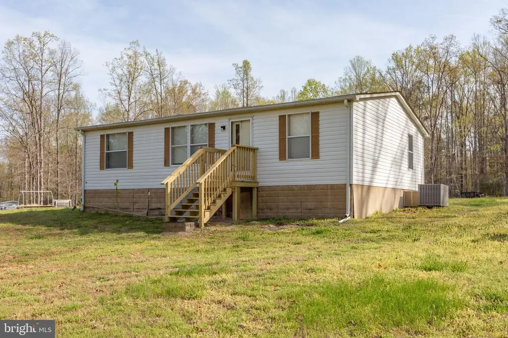 4703 Holly Dr, Partlow, VA 22534 - #1