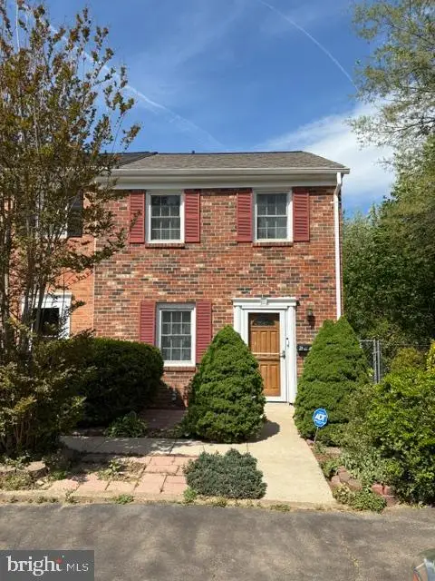 600 Olde Cir, Fredericksburg, VA 22408 - #1