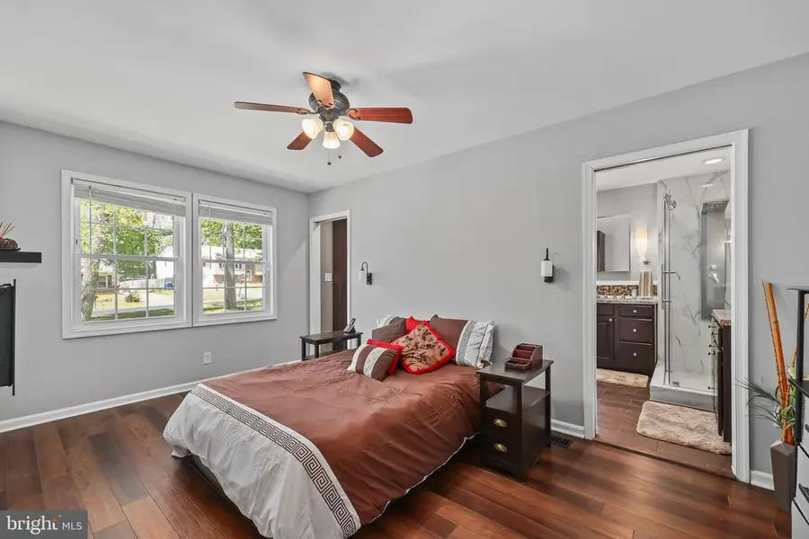 401 Cleveland Ct, Fredericksburg, VA 22407 - #2