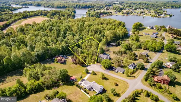 6000 Derrick Cir, Mineral, VA 23117