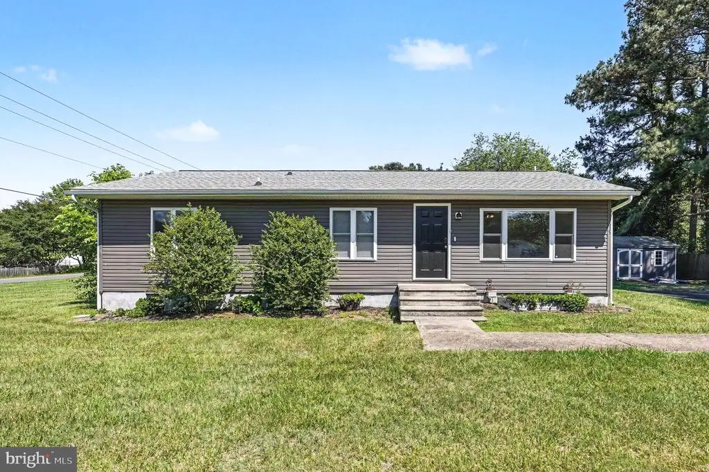 11635 Ashby Dr, Fredericksburg, VA 22407 - #1