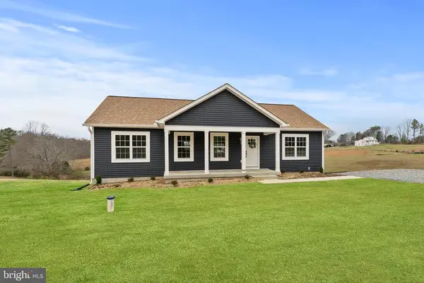 12817 Plantation Dr, Spotsylvania, VA 22551