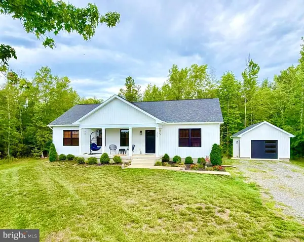 9807 Robert E Lee Dr, Spotsylvania, VA 22551