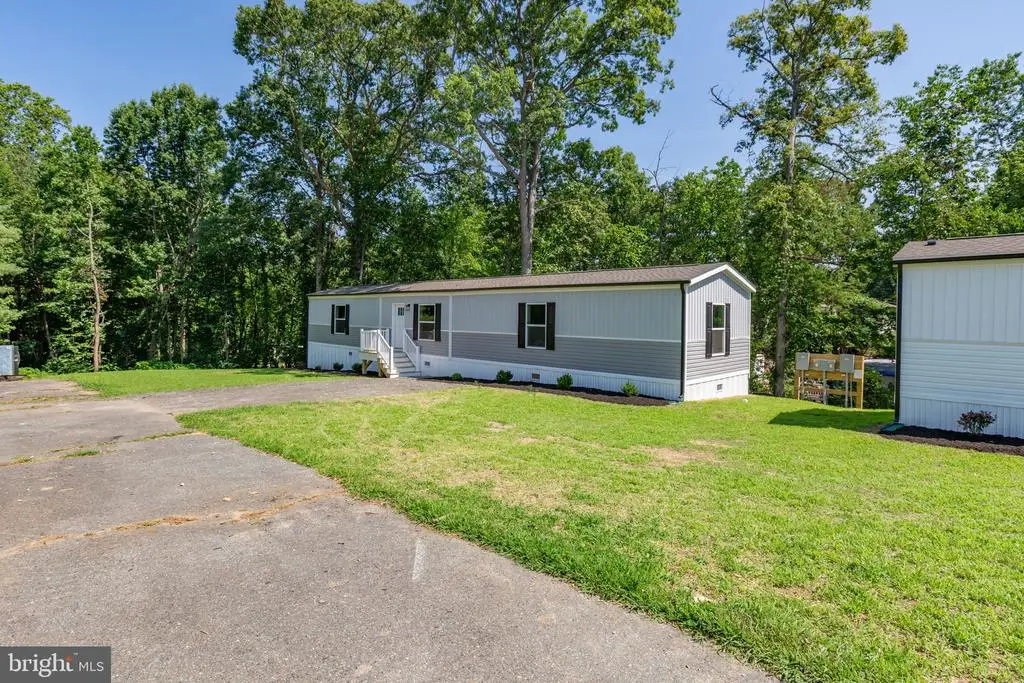 4405 E Mclaw St, Fredericksburg, VA 22408 - #1