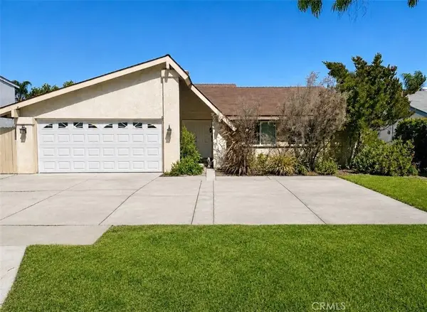3205 Ramona Dr, Santa Ana, CA 92707