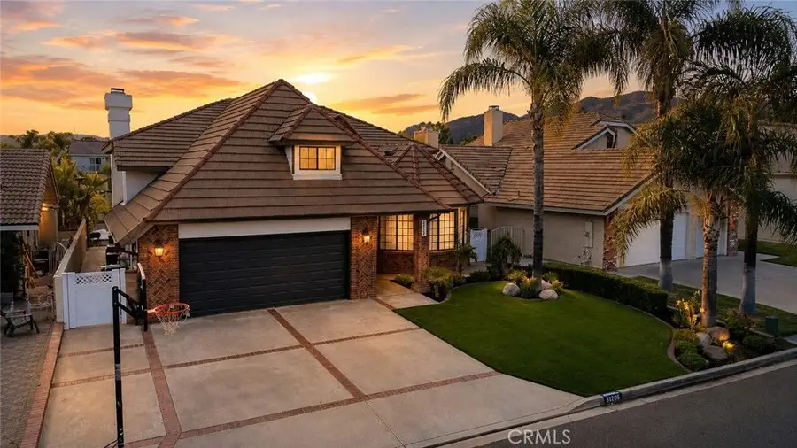 30205 White Wake Dr, Canyon Lake, CA 92587 - #2