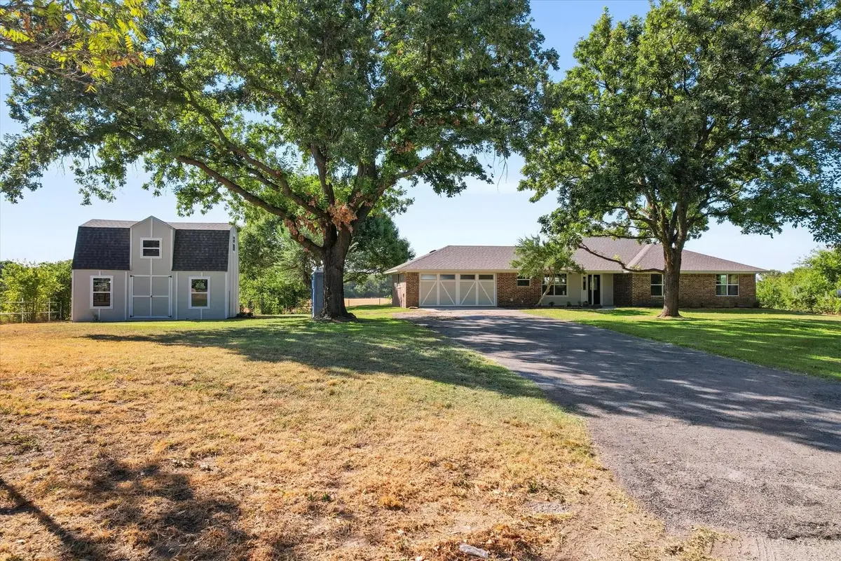 6809 Norris Cir, Weatherford, TX 76087 - #1