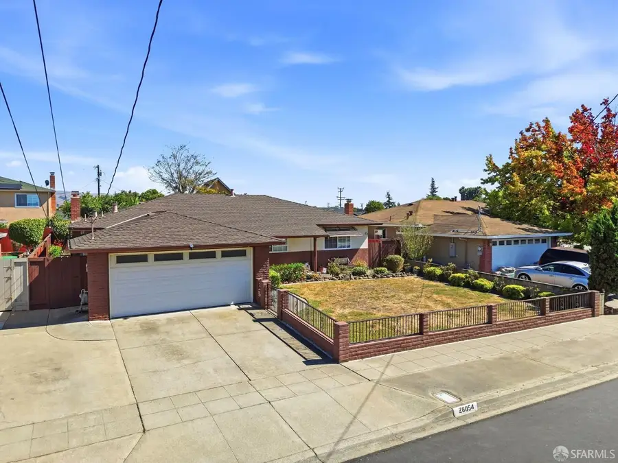28054 Bunting St, Hayward, CA 94545 - #2