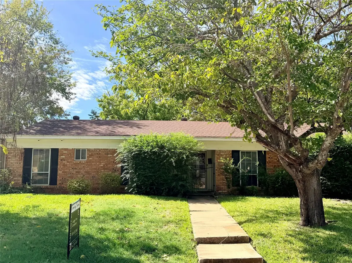 123 Cedar St, Mansfield, TX 76063 - #1