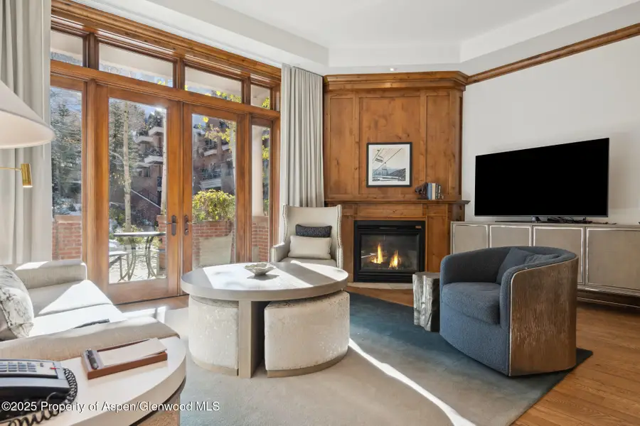 415 E Dean St, Unit 4, Week 32, Aspen, CO 81611 - Image #3