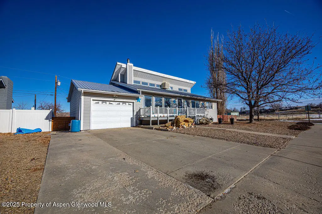 298 Middle Street, Rangely, CO 81648 - Image #1