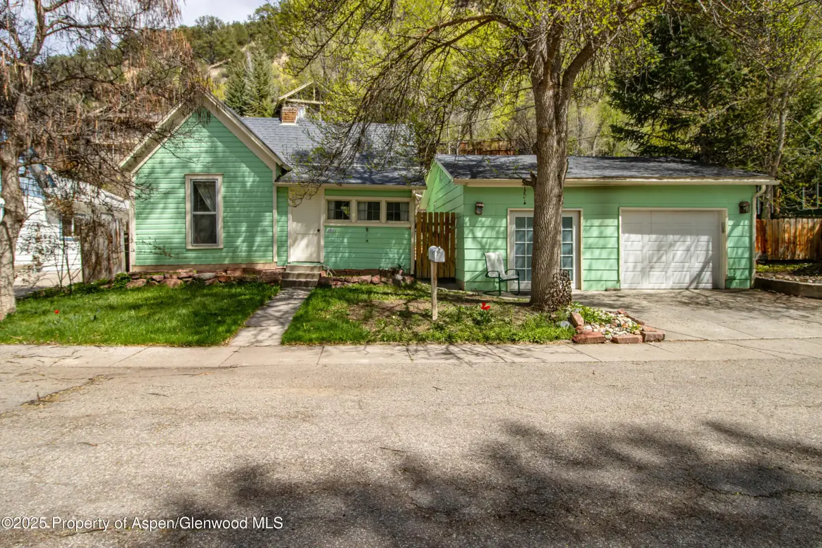 824 Lincoln Avenue, Glenwood Springs, CO 81601 - Image #1