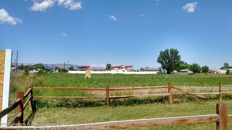 2910 D Road #1 Acre, Grand Junction, CO 81504 - Image #2
