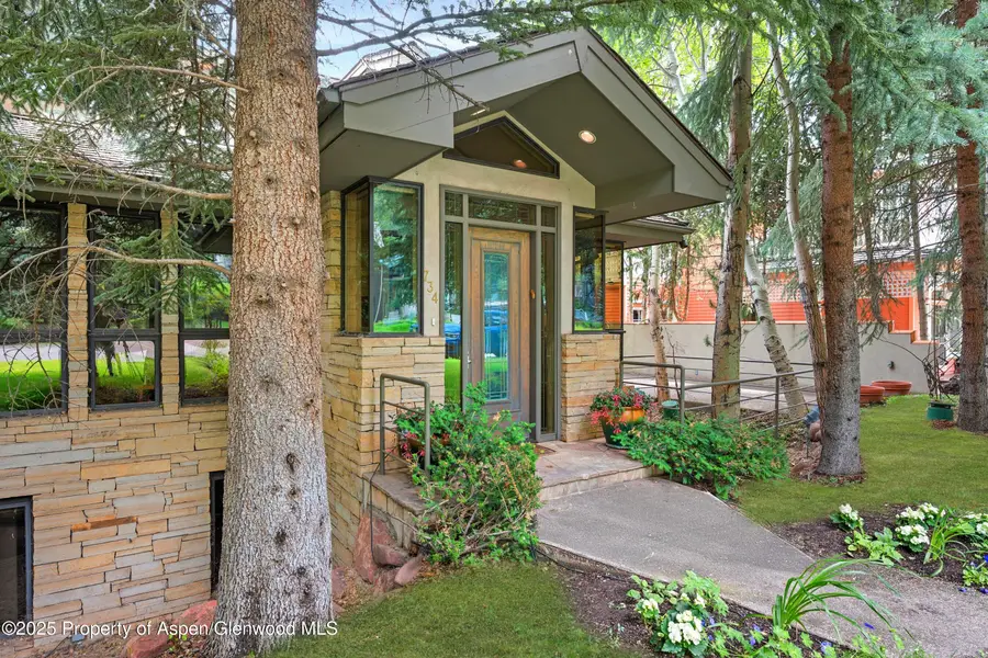 734 W Smuggler Street, Aspen, CO 81611 - Image #2