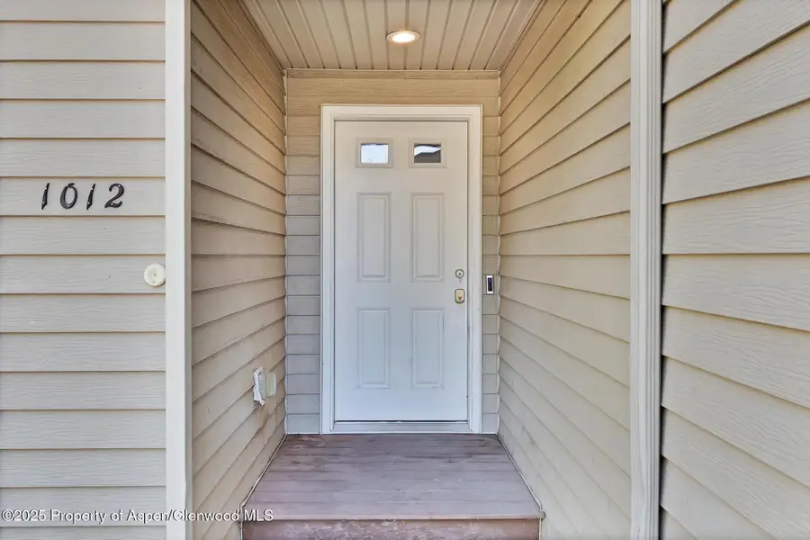 1012 East Avenue, Rifle, CO 81650 - Image #2