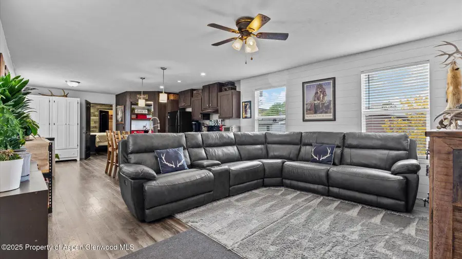 28 Iron Wedge Circle, Parachute, CO 81635 - Image #2