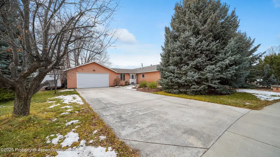 161 S Golden Drive, Silt, CO 81652 - #2