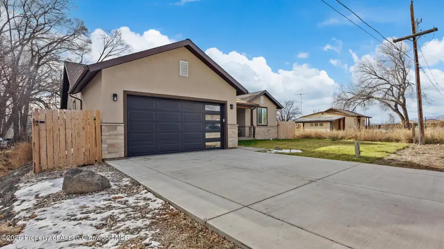 115 W Home Avenue, Silt, CO 81652 - Image #3