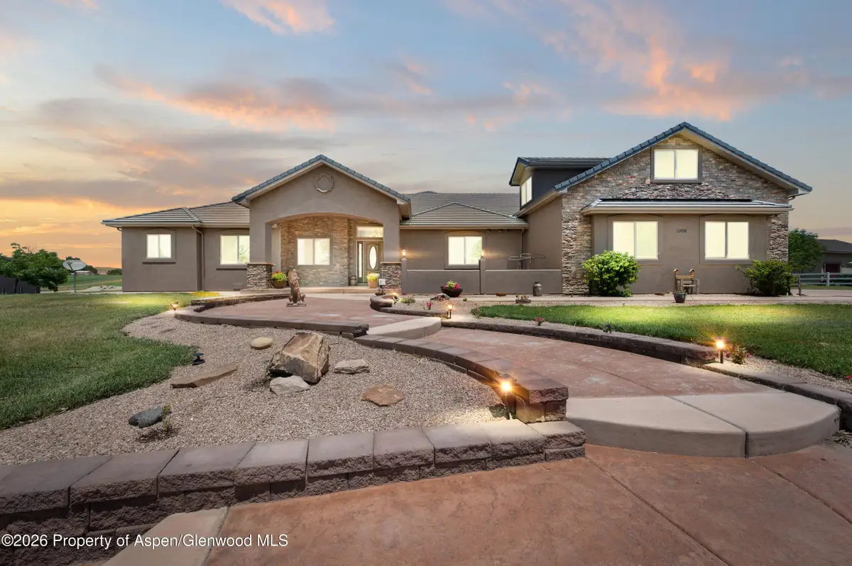 1306 Gold Lake Drive, Loma, CO 81524 - Image #1