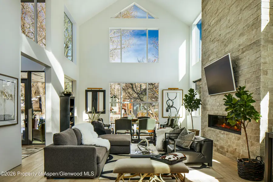 813 W Smuggler Street, Aspen, CO 81611 - Image #2