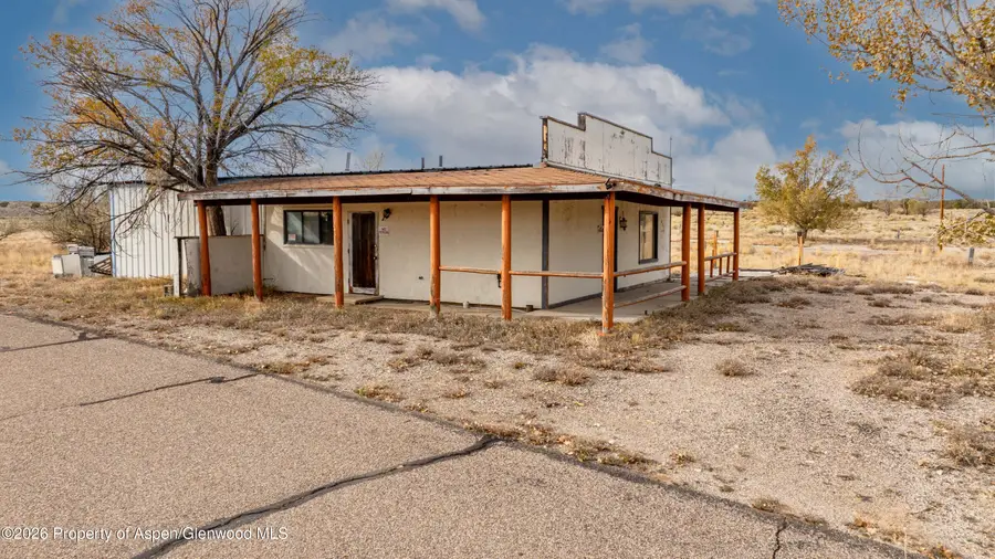 801 Blue Mountain Avenue, Dinosaur, CO 81610 - Image #2