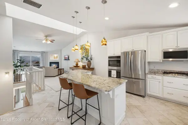 14 W Ridge Court, Parachute, CO 81635