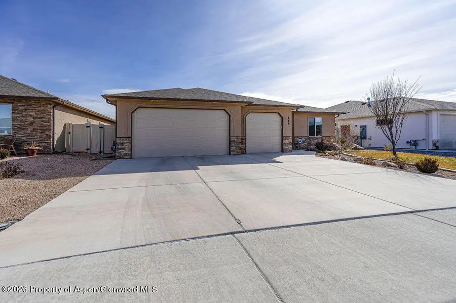 668 Strathearn Drive, Grand Junction, CO 81504 - #3