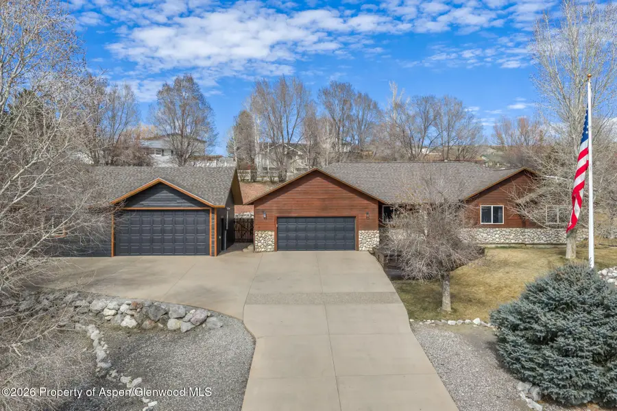 997 E 10th Street, Craig, CO 81625 - #2