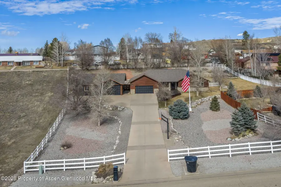 997 E 10th Street, Craig, CO 81625 - #3