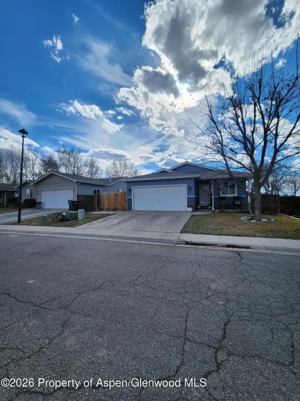377 W Orchard Avenue, Silt, CO 81652