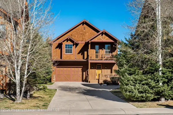 121 White Horse Drive, New Castle, CO 81647