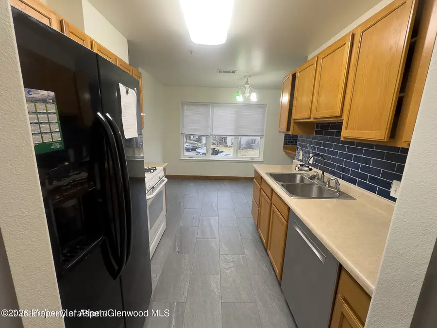 790 Castle Valley Boulevard #L, New Castle, CO 81647 - #2