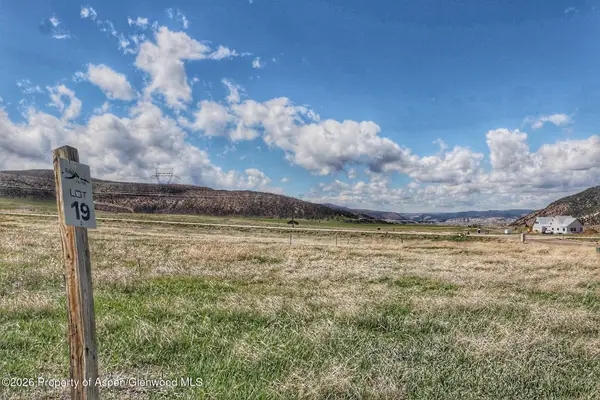 1030 White River Road, Meeker, CO 81641