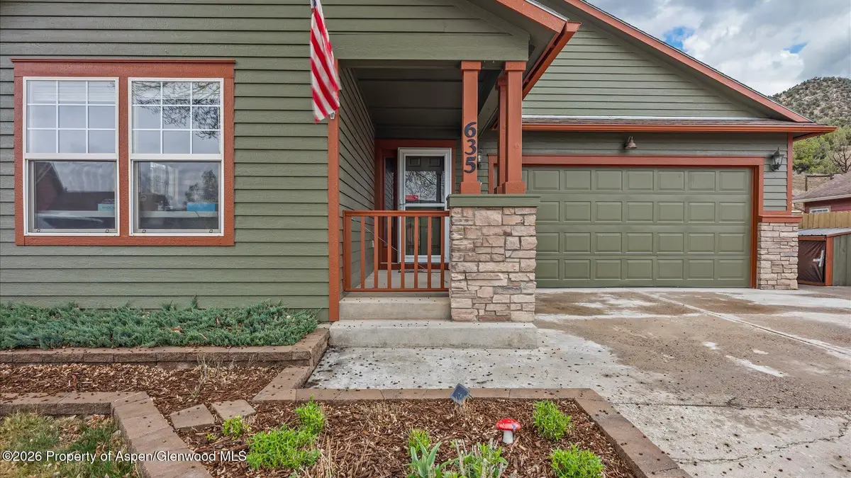 635 Lariat Loop, New Castle, CO 81647 - #1