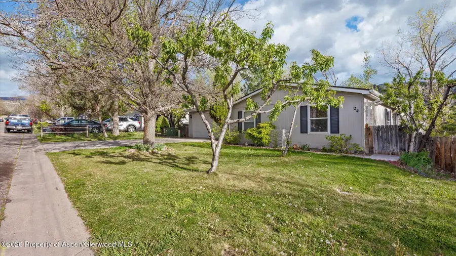 24 E Bonanza Place, Parachute, CO 81635 - #2