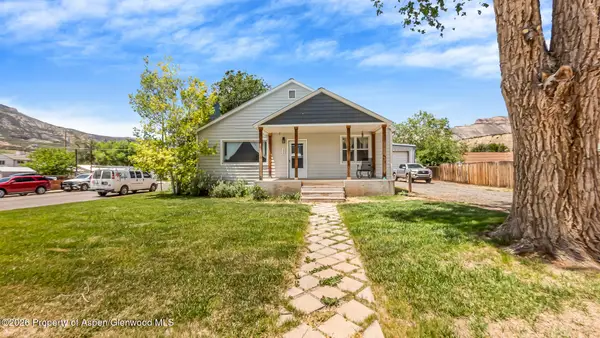 208 E 3rd Street, Parachute, CO 81635