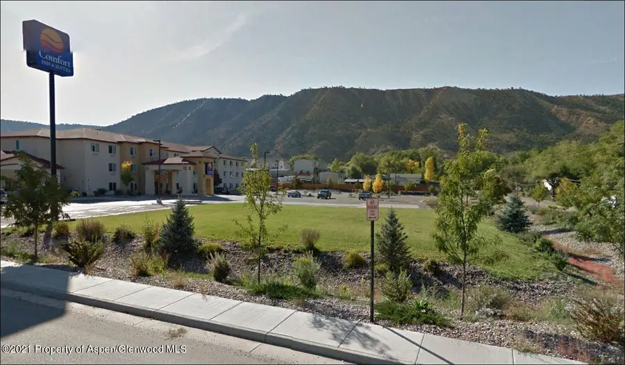 325 S 7th Street, Rifle, CO 81650 - #2