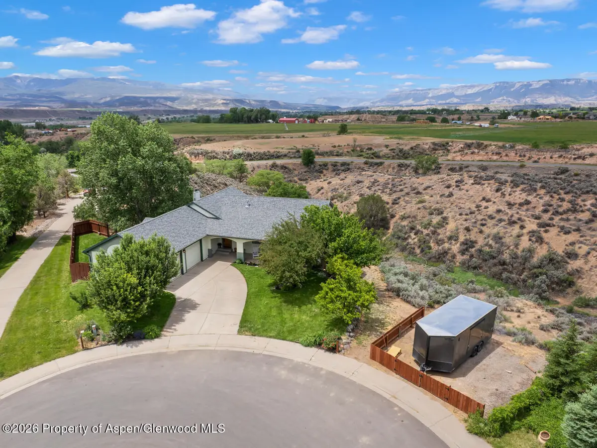 433 Eagles View Court, Silt, CO 81652 - #1
