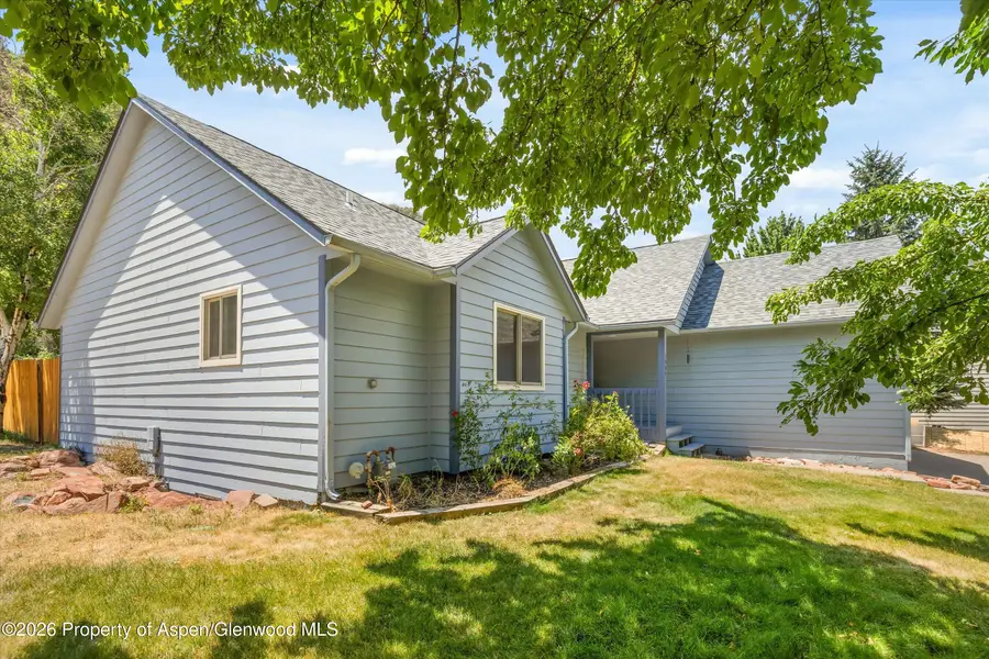 1064 Park West, Glenwood Springs, CO 81601 - #2