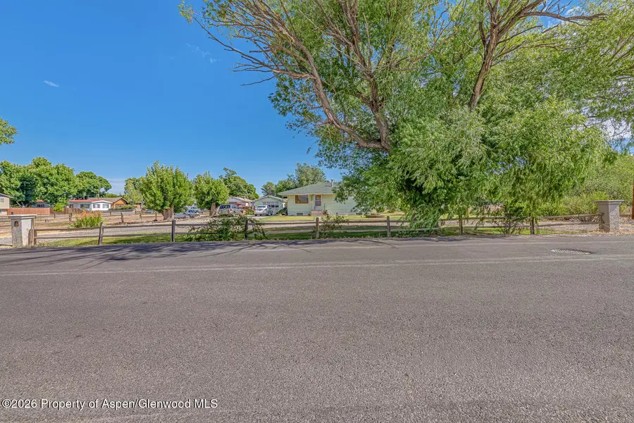 2534 G 3/8 Road, Grand Junction, CO 81505 - #2