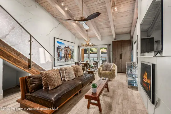 690 Carriage Way #304, Snowmass Village, CO 81615
