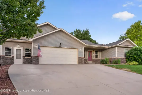 65 Pinyon Place, Parachute, CO 81635