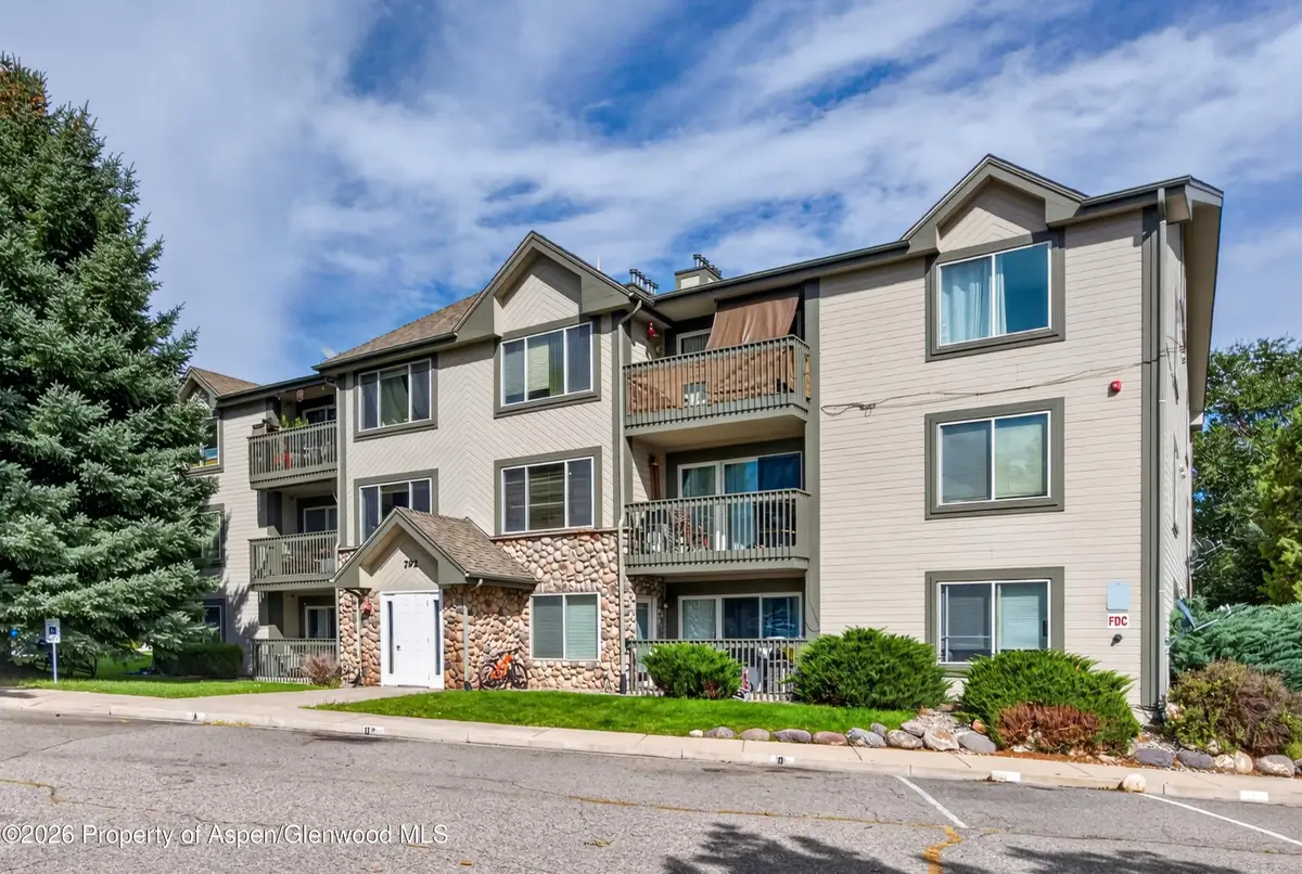 792 Castle Valley Boulevard #I, New Castle, CO 81647 - #1