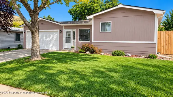 33 W Tamarack Circle, Parachute, CO 81635
